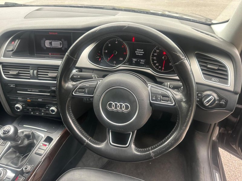 AUDI A4 AVANT