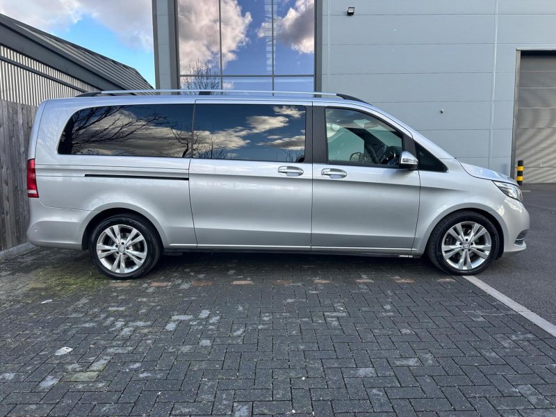 MERCEDES-BENZ V CLASS