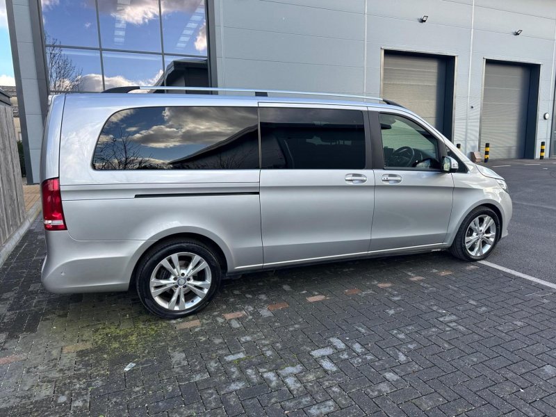 MERCEDES-BENZ V CLASS