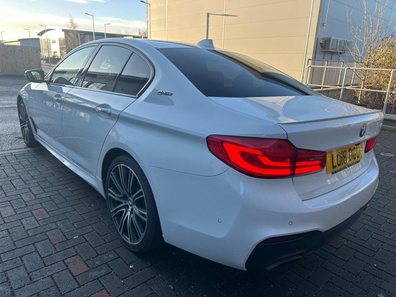 BMW 5 SERIES