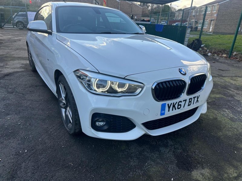 BMW 1 SERIES