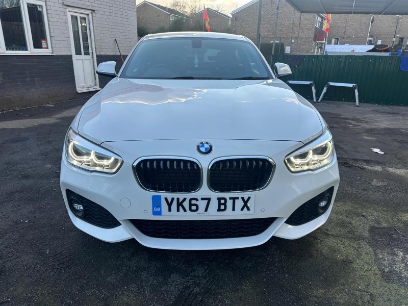 BMW 1 SERIES