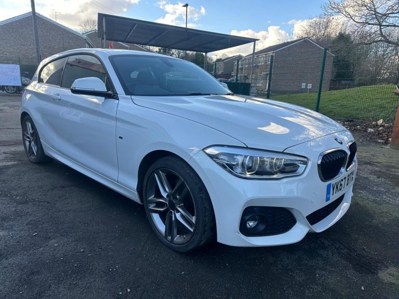 BMW 1 SERIES