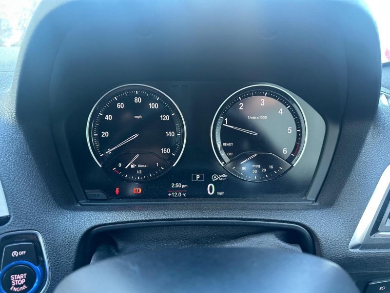 BMW 1 SERIES