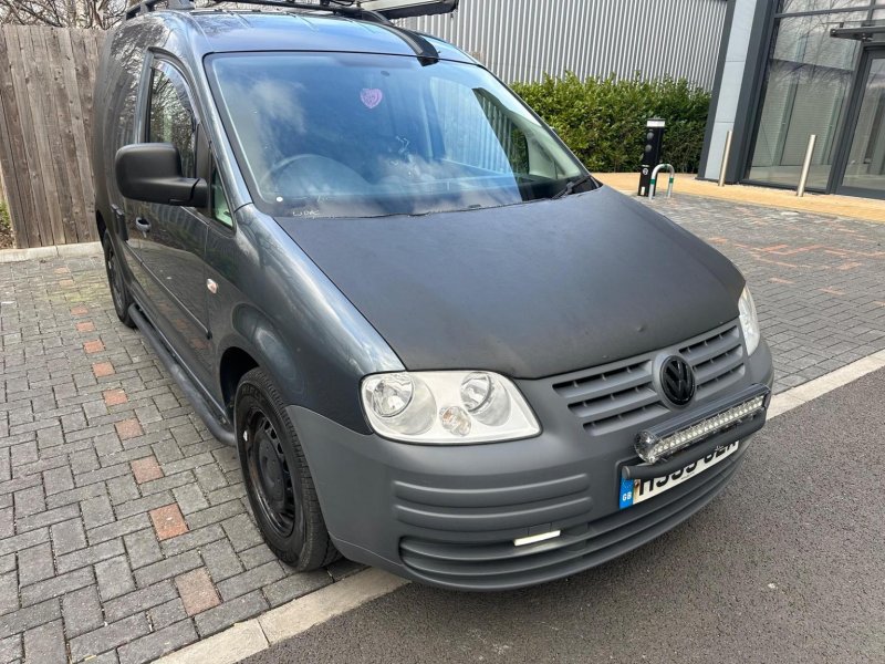 VOLKSWAGEN CADDY