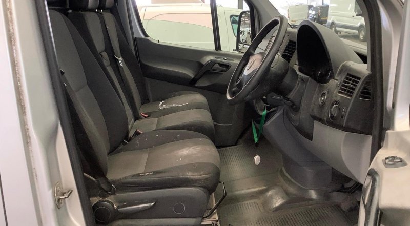 VOLKSWAGEN CRAFTER