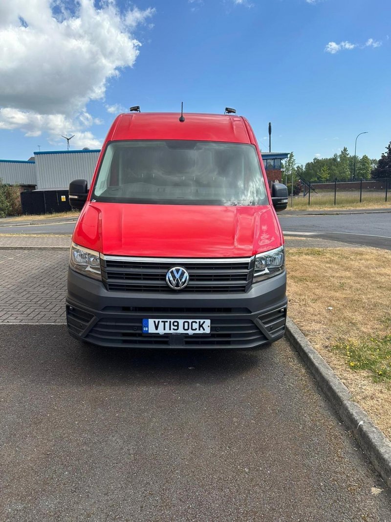 VOLKSWAGEN CRAFTER