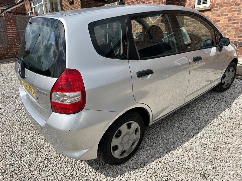 HONDA JAZZ