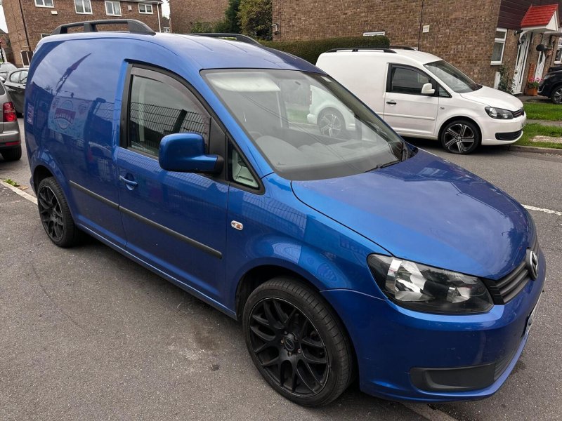 VOLKSWAGEN CADDY